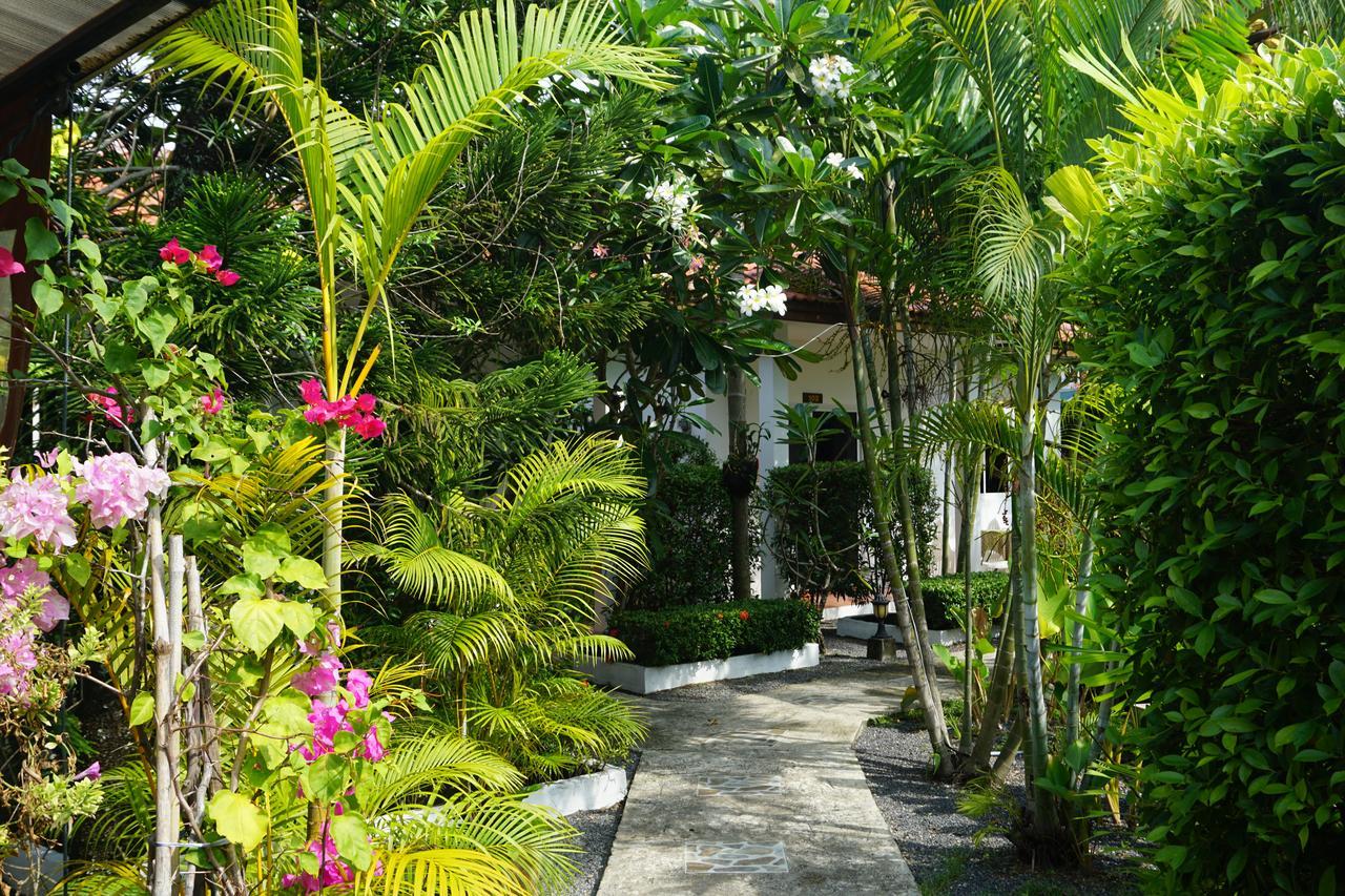 Bangtao Varee Beach Strand Bang Tao Exterior foto